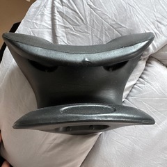 エルゴノミック黒ネックピローの画像