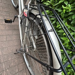 取引中の為お返事出来ません。ジャンク自転車　シルバーの画像