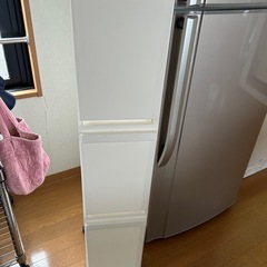 ゴミ箱　週末限定受け渡し
の画像