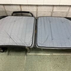 ATEX アテックス 折りたたみベッド 多段階リクライニング キャスター付 幅105cm×奥行200cm×高さ41cmの画像