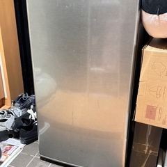 AQUA アクア 冷蔵庫 AQR-8G(S) 75L 1ドア ブラッシュシルバー 一人暮らし 小型冷蔵庫の画像