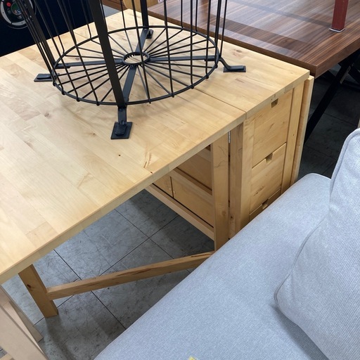 IKEAバタフライ式テーブル