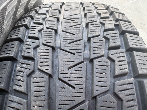 YOKOHAMA G075 225/80R15 4本 冬タイヤ中古 溝あり ジムニーシエラ デリカスペースギアなどに