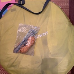 【再出品】ポップアップテント　簡易テント　UV対策　ピクニック　プールサイドの画像
