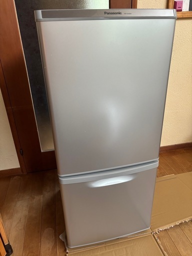 【きれいです】冷蔵庫 Panasonic NR-B148W