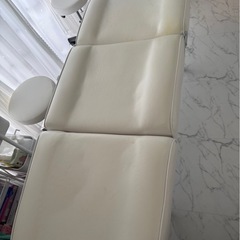 リクライニングチェアーの画像