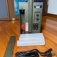 ナショナル（松下電器）製の昭和レトロなポータブル白黒テレビ 「RANGER-505 / TR-505A」の画像