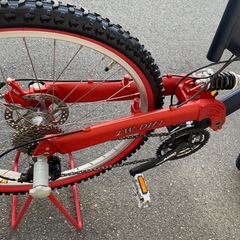 TRETONのスポーツタイプ自転車の画像