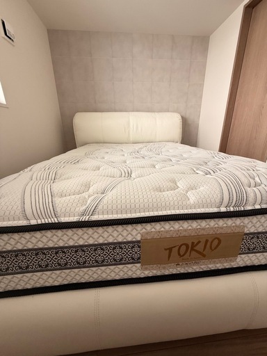 急募【極美品・使用1年】定価28.6万 東京ベッド ダブルサイズマットレス（トキオ プラス バランスソフト）