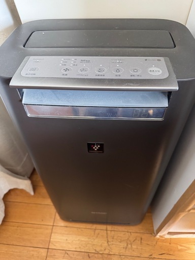 SHARP プラズマクラスター25000 
KI-LS50 加湿空気清浄機