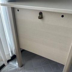 子供学習机の画像
