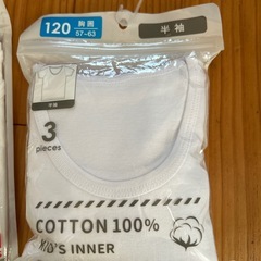 UNIQLO AIRism キッズインナー 110・ コットン100%の３枚パック半袖120の画像