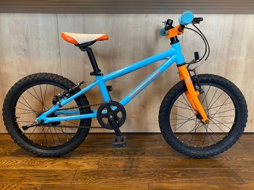 決まりました　ヨツバサイクル 18インチ軽量　キッズバイク