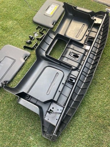 JF3 JF4 N-BOXカスタム　純正オーバーヘッドコンソール　色黒　中古