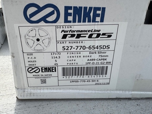 ENKEI pf05 17インチ　PCD114.3 