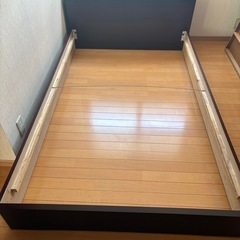 ベッド　フレーム　マットレスの画像