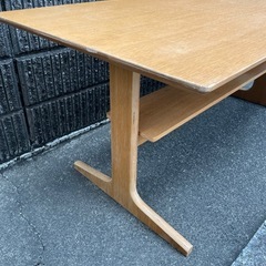 無印良品  リビングでもダイニングでも使える ダイニングローテーブルの画像