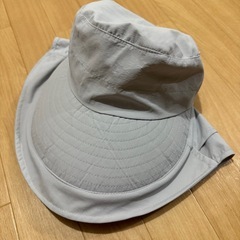 【未使用】グレー 日よけ帽子 ポニーテール対応 フリル付きの画像
