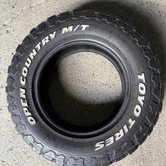 LT225/75R16 103/100Q TOYO OPEN COUNTRY M/T 4本 2/2 2020年製 ホワイトレター トーヨー オープンカントリーの画像