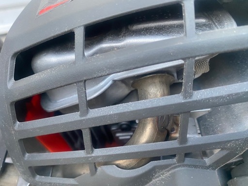 Husqvarna ハスクバーナ 122HD45 エンジンヘッジトリマー カバー付き 始動未確認