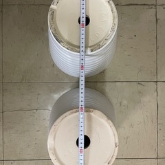 陶器の植木鉢２個セットの画像