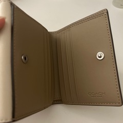 coach 財布　ホワイトの画像