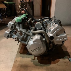 YAMAHA FZR400RR  エンジンの画像