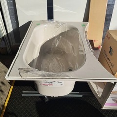 【未使用/新古品】ハウステック ユニットバス 本体一式（サイズ：1570×1170×2389）の画像