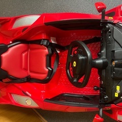 フェラーリ　子ども用　車の画像