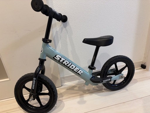 ストライダー　限定色　ヘルメットセット