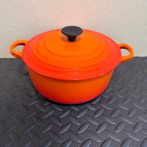 ル・クルーゼ 両手鍋 20cm (わた) 上越の調理器具《鍋、グリル》の中古