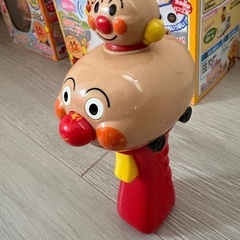 アンパンマン　おもちゃ　　自販機　新幹線　　とびだせノーズパンチの画像
