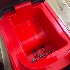 子ども用　室内乗り　車　メルセデスベンツ　赤の画像