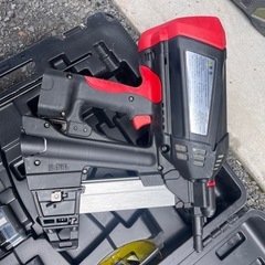 ガス式鋲打ち機ガスネイラ　GS-738C2 中古美品の画像