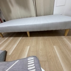 ベッドマットレスの画像