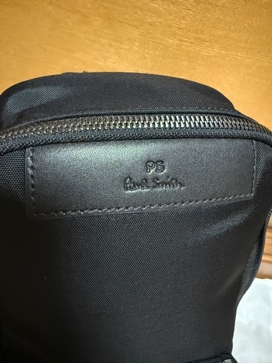 新品　正規品ポールスミスボディバッグ