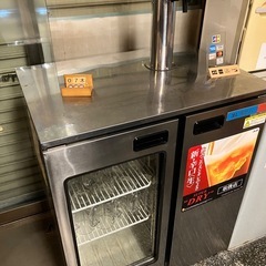 現役！冷蔵庫付きビールサーバーの画像