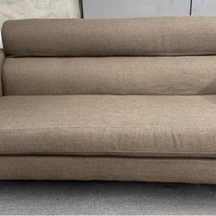 ３人がけソファーと2人がけソファーとテーブルのセットの画像