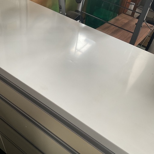 キッチンカウンター　汚れ多め　中古