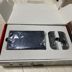 Nintendo switch 本体とデッドバイデイライトの画像