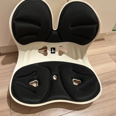 姿勢矯正椅子の画像