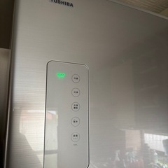 TOSHIBA 冷蔵庫6ドアの画像