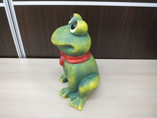 置物 カエル 陶器 緑 オブジェ 縦30㎝×横25㎝ インテリア雑貨 苫小牧西店