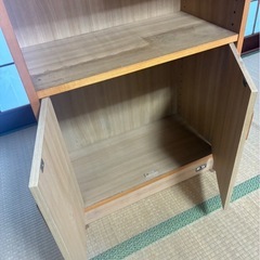 昭和レトロ 木製本棚 オープンラック 扉付き収納の画像