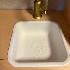 IKEA（イケア）おままごとキッチン DUKTIG / DIY塗装（白・ゴールド）の画像