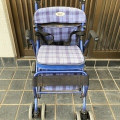 シルバーカー　ショッピングカート　手押し車　座れる　歩行補助　ブレーキ　車輪ストッパー付き　シートベルト付きの画像