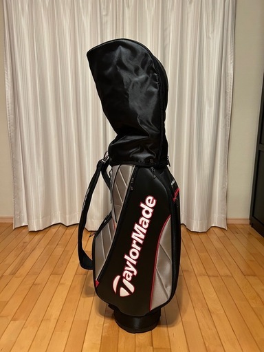 【TaylorMade ゴルフキャディバッグ】未使用品・ブラック×シルバー