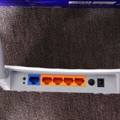 Wifiルーター（TP-link Archer C50)の画像