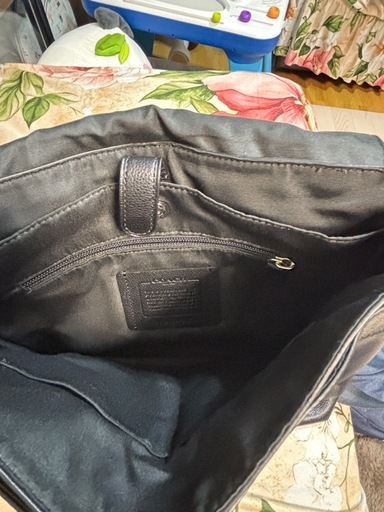 coachメッセンジャーバック
