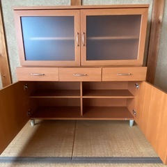 収納家具の画像